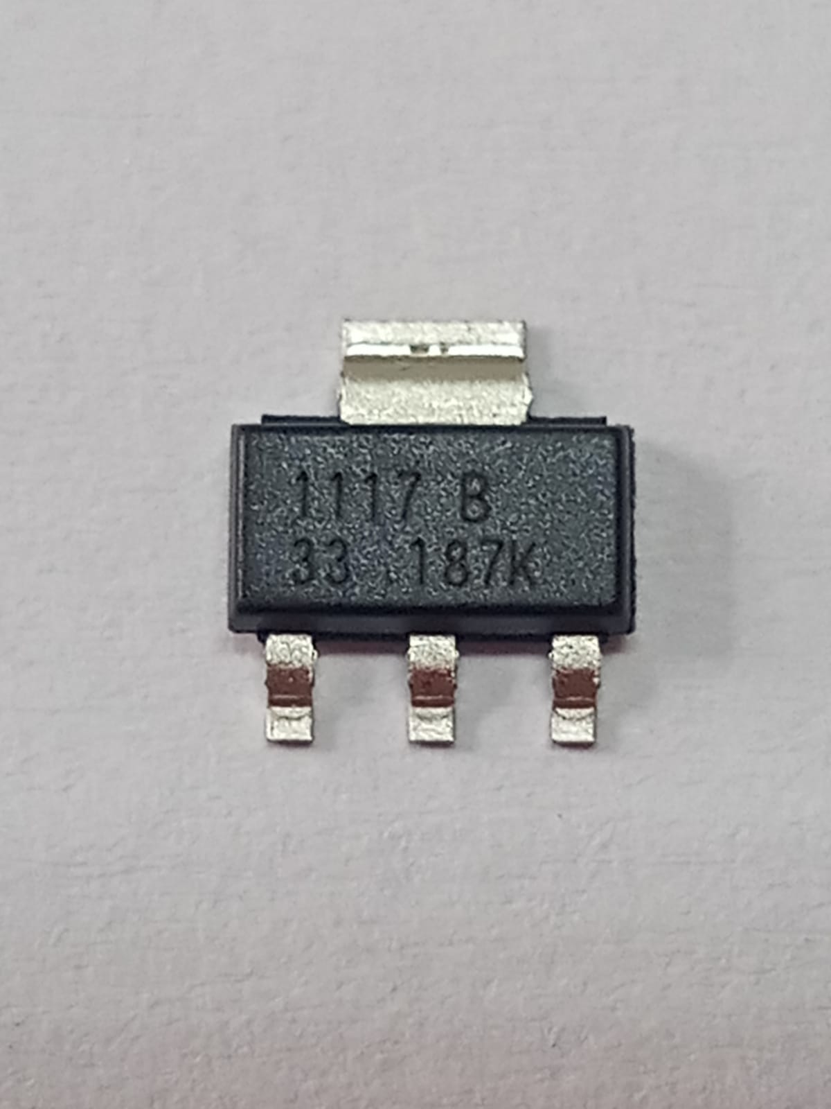 LC1117CL-TR3.3 - LM1117 SMD SOT-223