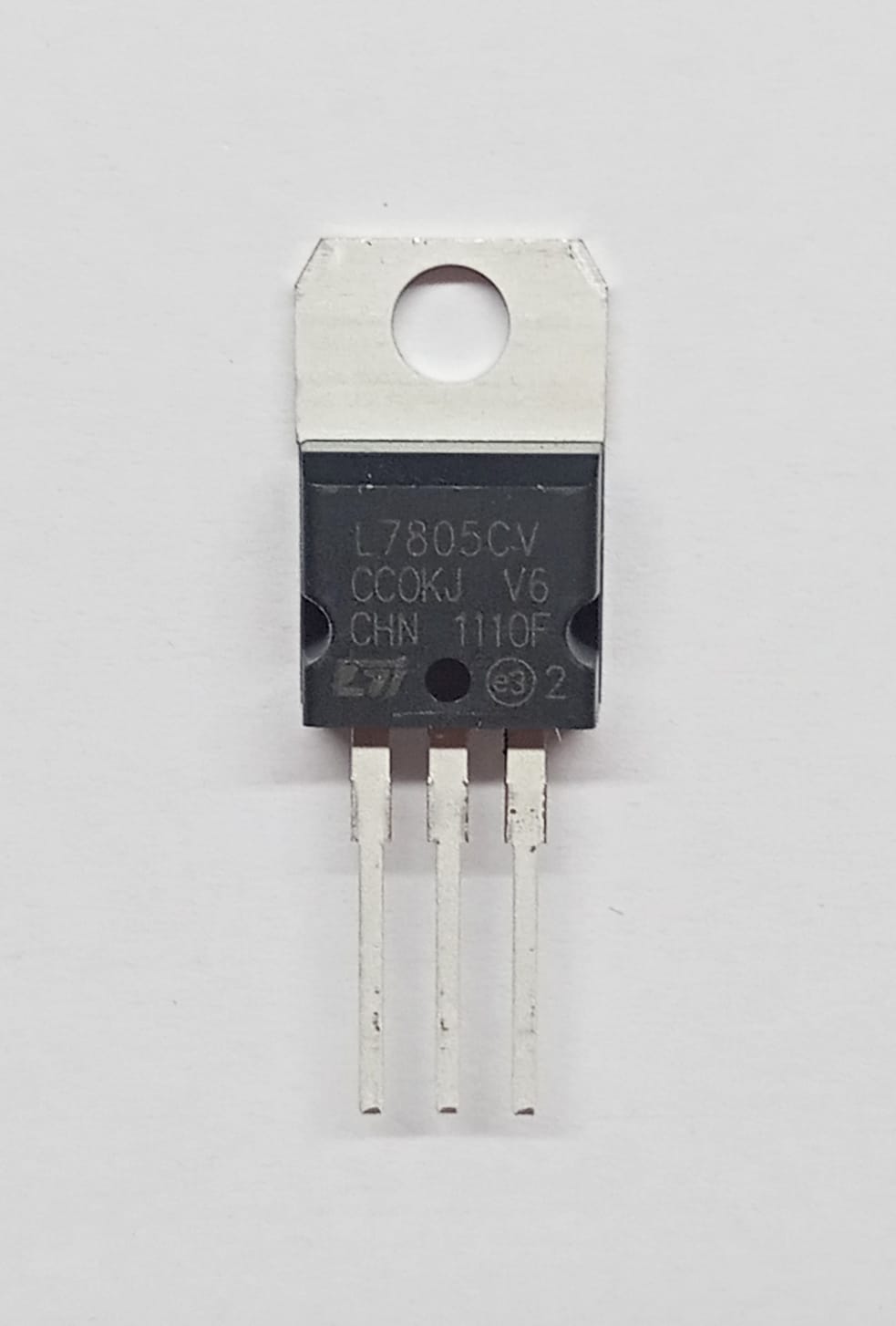 L7805CV TO-220