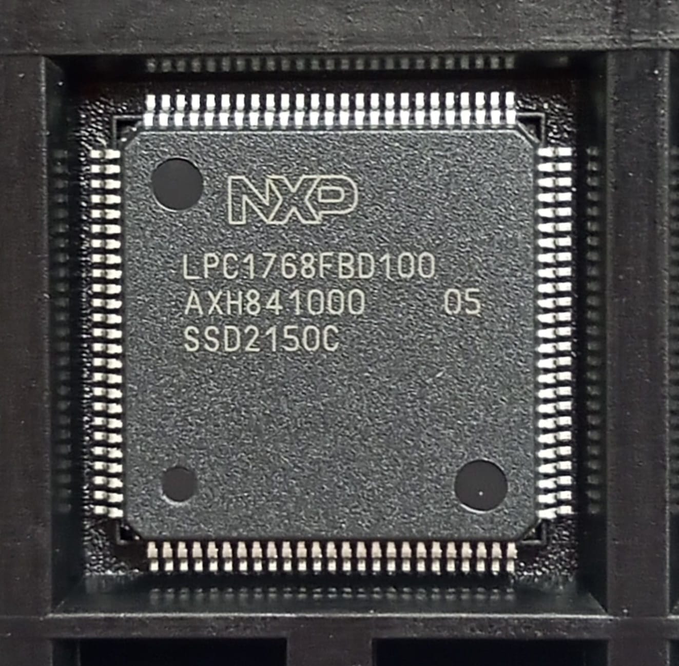 LPC1768FBD100 LQFP-100