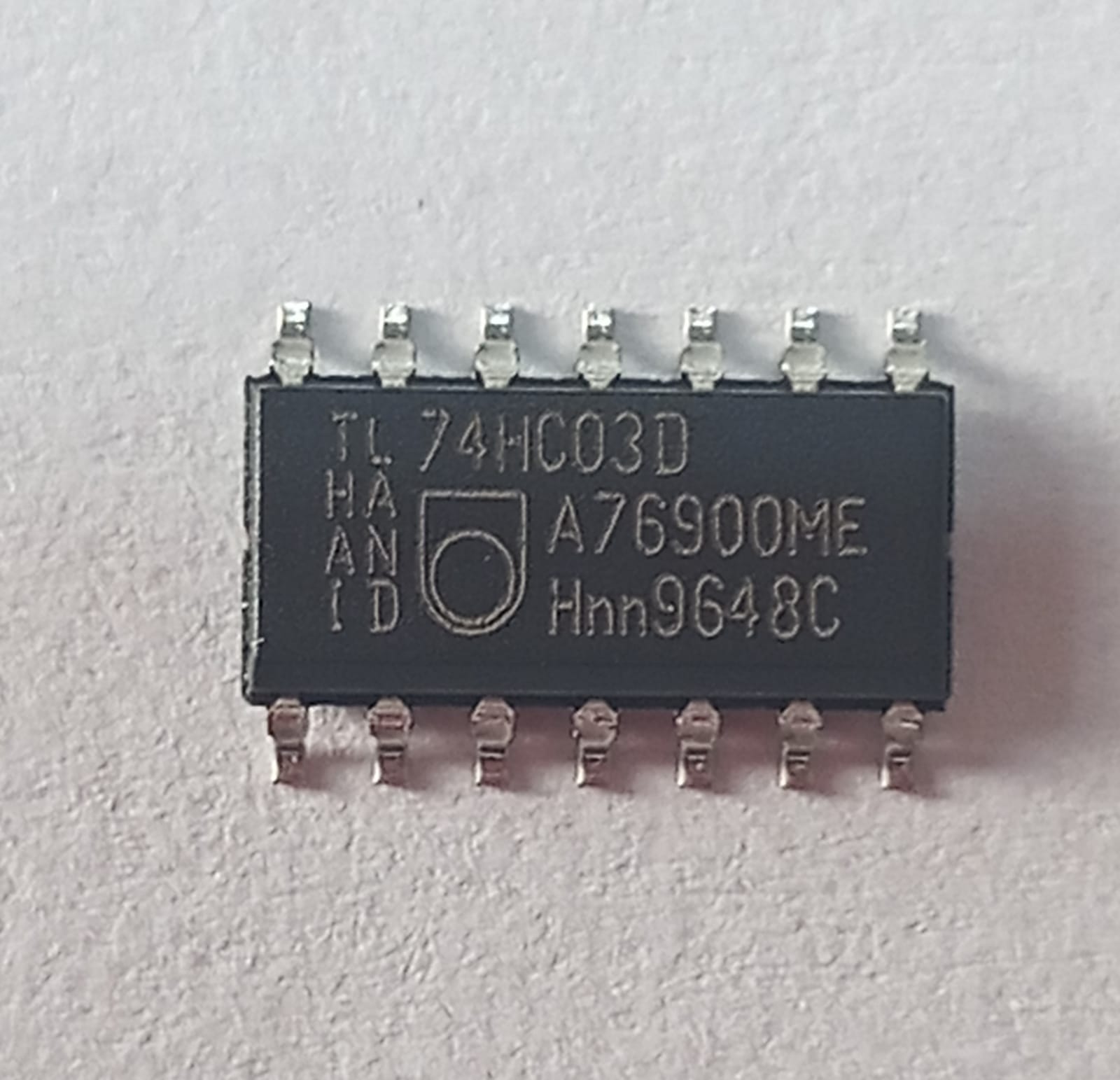 74HC03 D - SMD