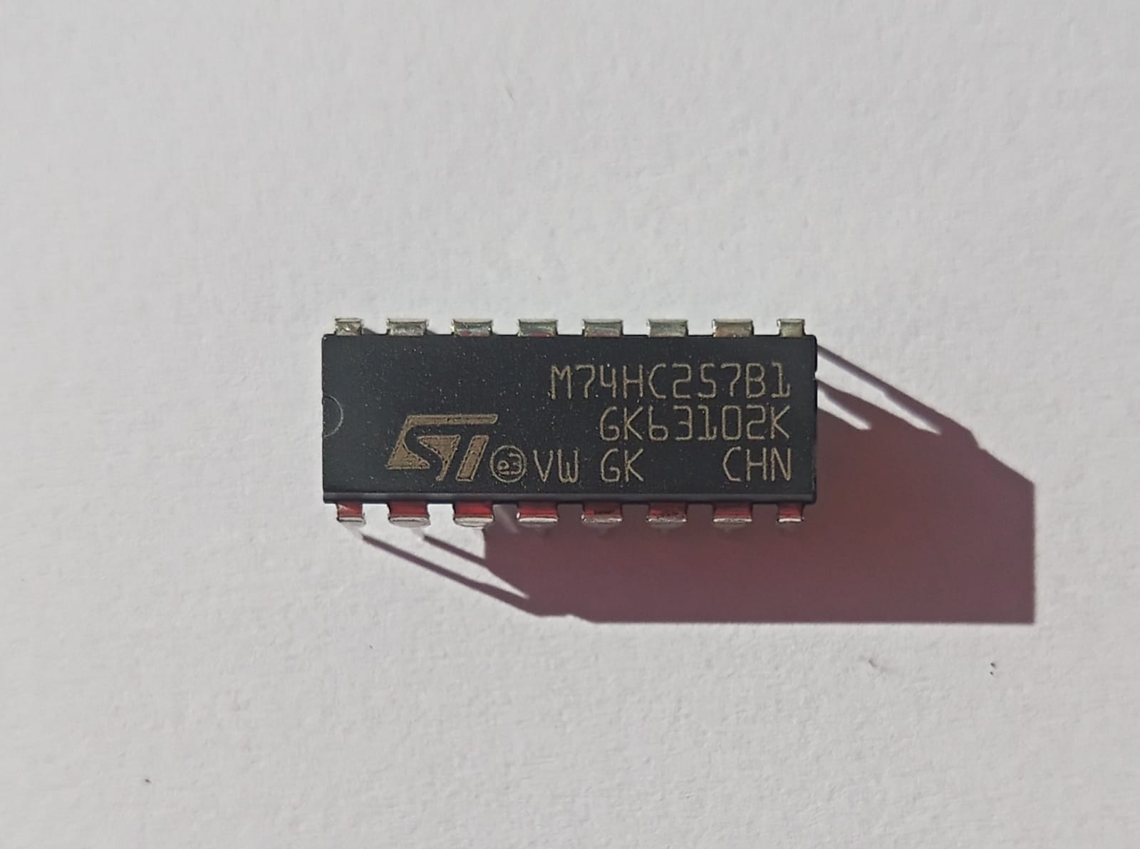 74HC257 - M74HC257B1R DIP-16